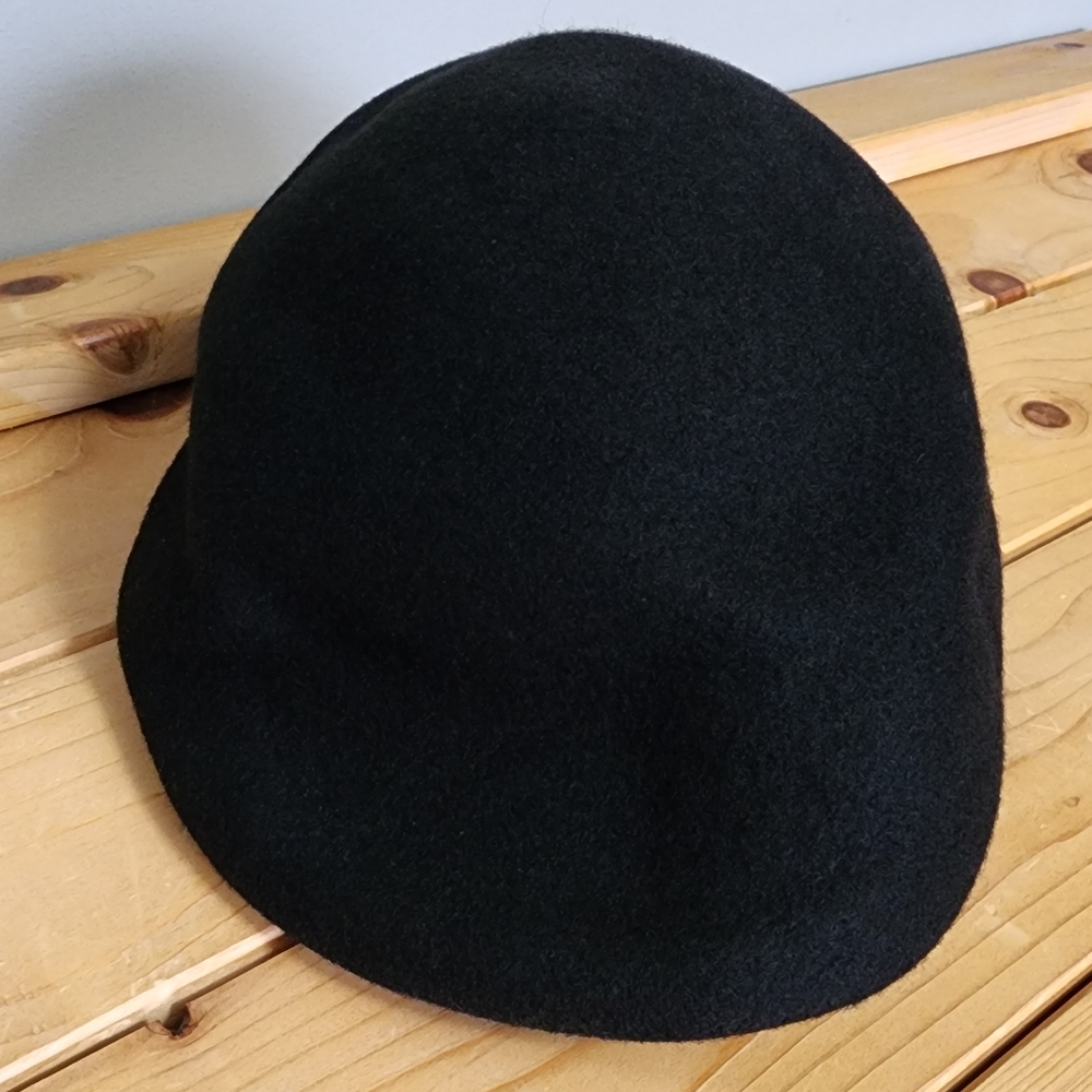 Sleek Black Men's Felt Hat